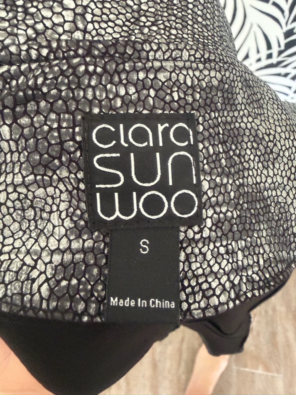 CLARA SUNWOO Liquid Leather Black Textured Moto Jacket - Picture 5 of 5